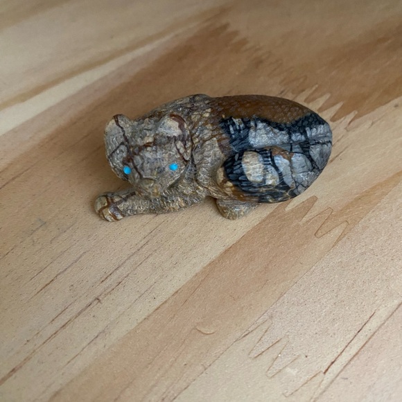 Zuni Other - Zuni fox fetish carving